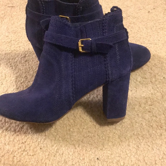 Dolce Vita Booties - Picture 4 of 7